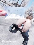 重磅推薦！淫盪肥臀人妻母狗【見過騷的 沒見過這么騷的】喜歡戶外露出，喜歡被很多男人操