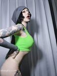 顏值巔峰白富美女神『Chloe』最新真愛群流出 狂野紋身爆乳女神的最後瘋狂 高清